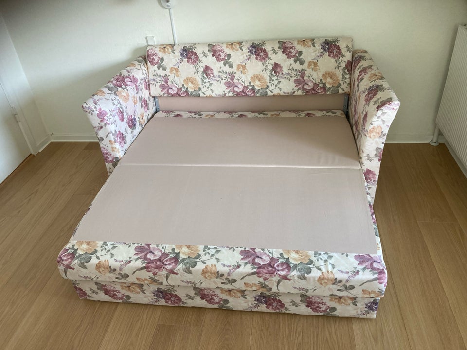 Sovesofa, b: 160 l: 200 h: 80