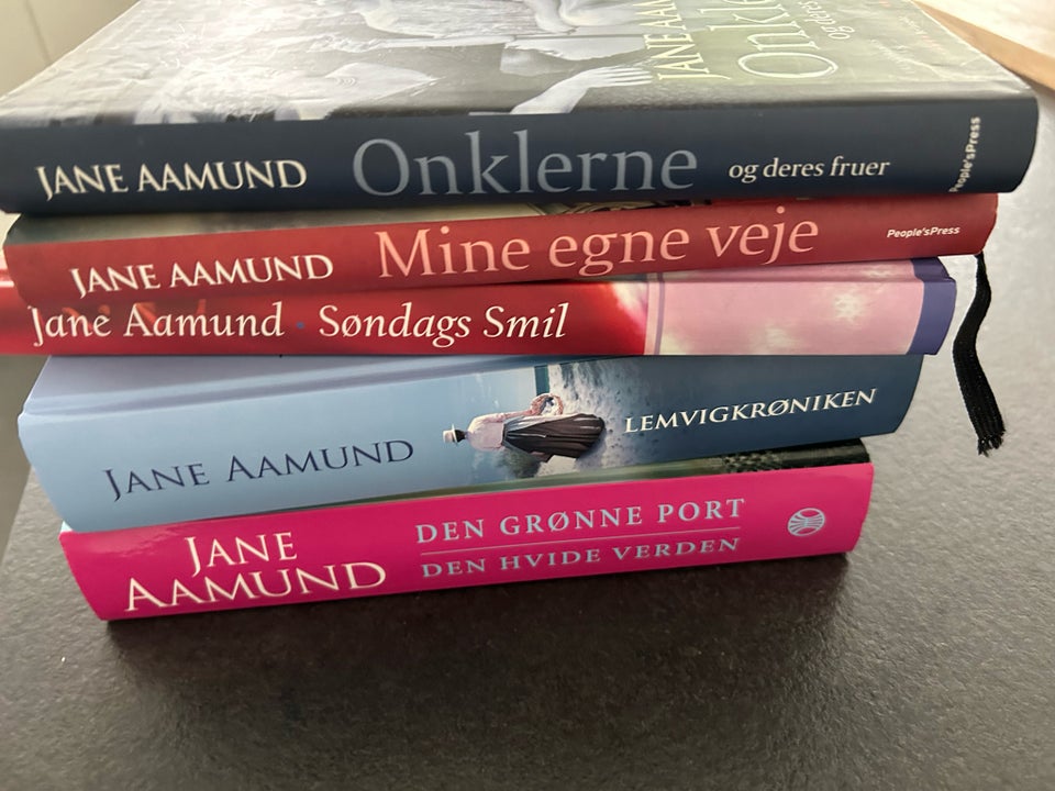 Mine egne veje, Jane Aamund , genre: