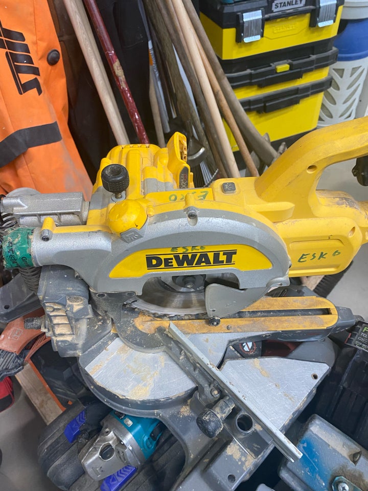 Kap/Geringssav , DeWalt