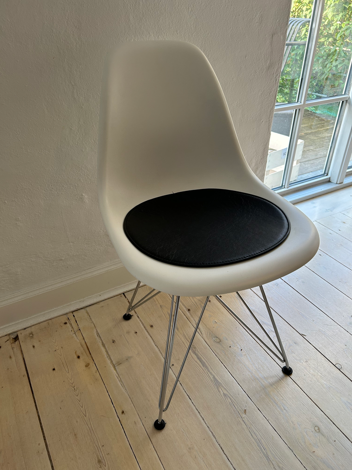 Spisebordsstol, Eames DSR