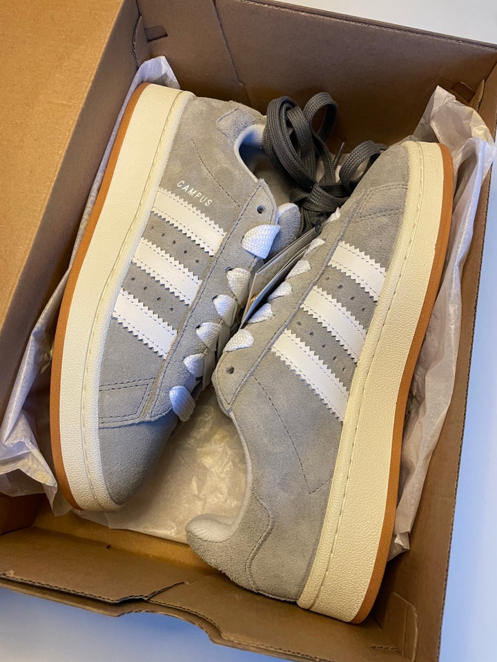 Sneakers, str. 39, Adidas