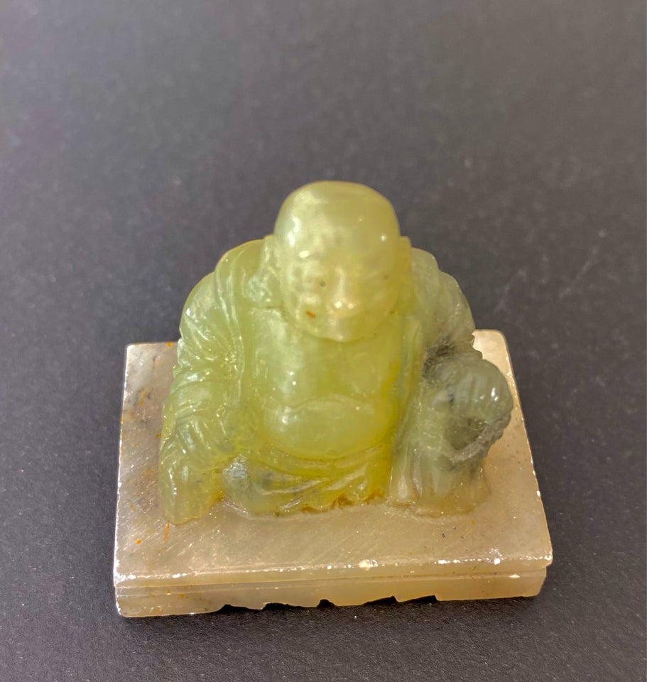 Buddhafigurer  motiv: Buddha