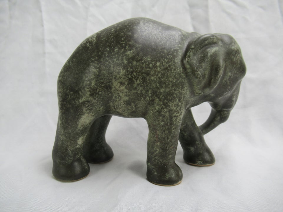 Elefant Figur 3 Keramik, Johgus