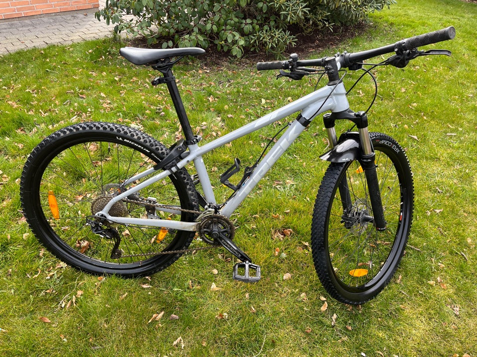 Trek X-caliber 8, hardtail, 27.5