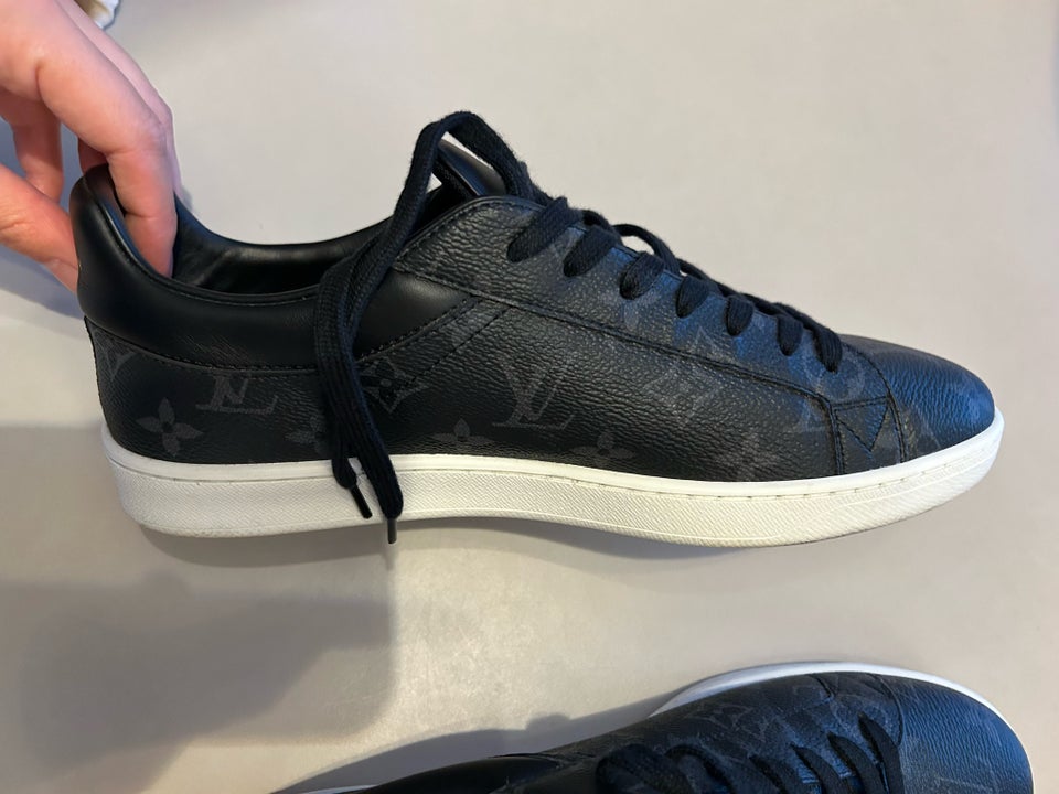 Sneakers, Louis Vuitton , str. 41,5