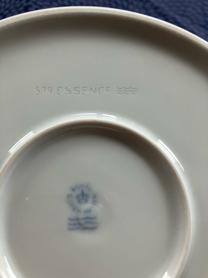 Porcelæn, Skål i hvid porcelæn, H11