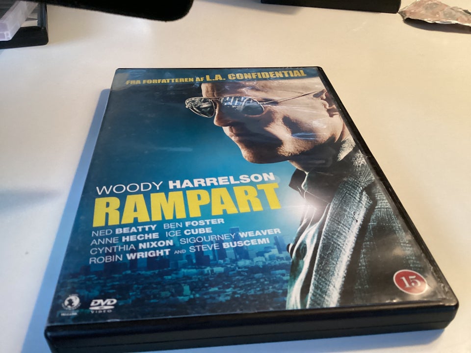 Rampart , DVD, action