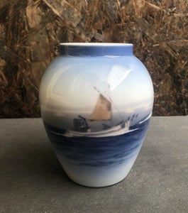 Porcelæn Vase Lyngby