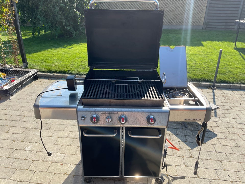 Gasgrill, Weber Genesis E-330 GBS