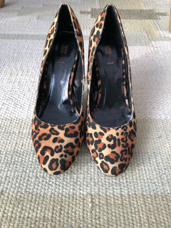 Pumps, str. 36, Leopard