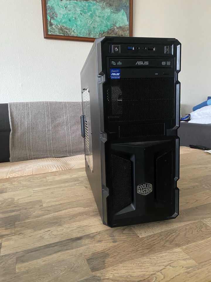 Kabinet, Cooler master k350, God