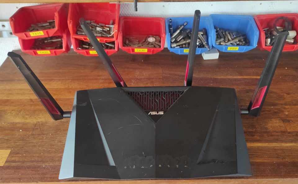 Router wireless Asus RT-AC88U