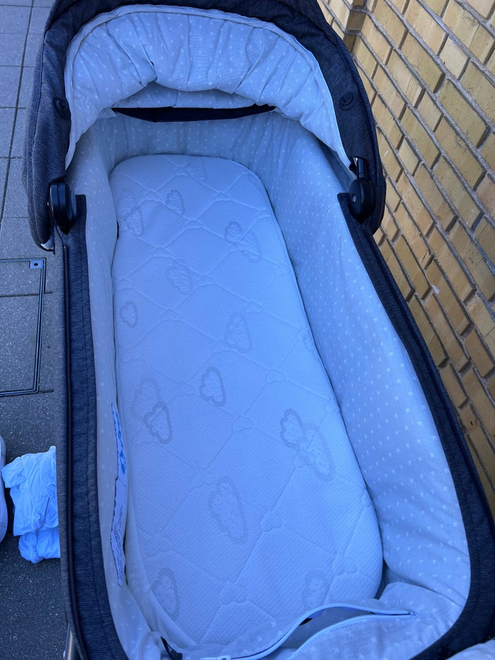 Barnevogn Stokke liggemål (cm):