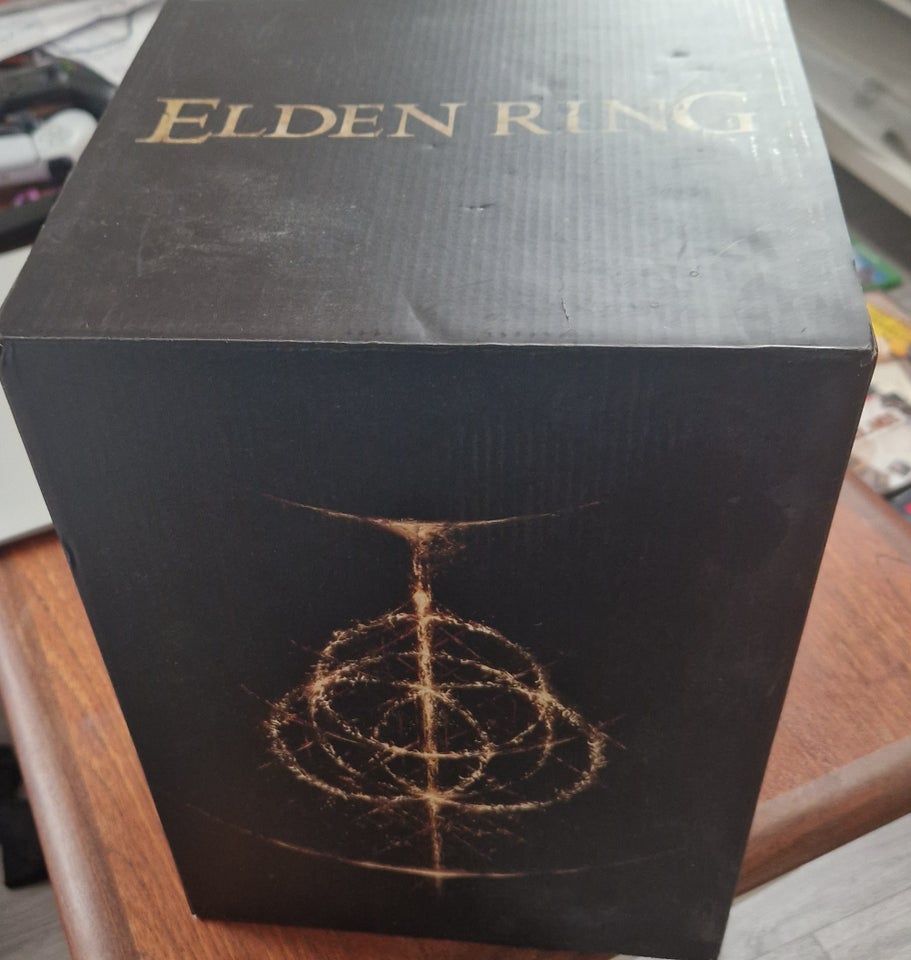 Elden Ring Collectors Edition ,