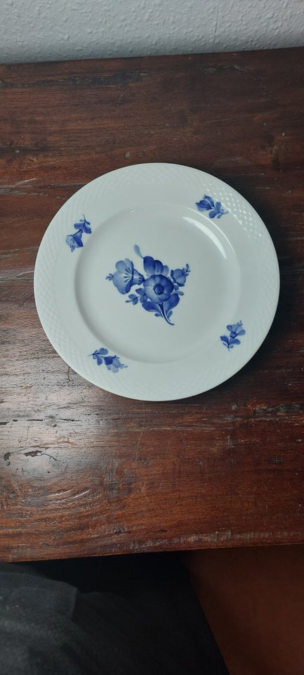 Porcelæn, Frokosttallerken,