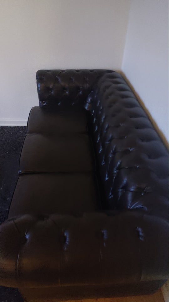 Sofa, Chesterfield