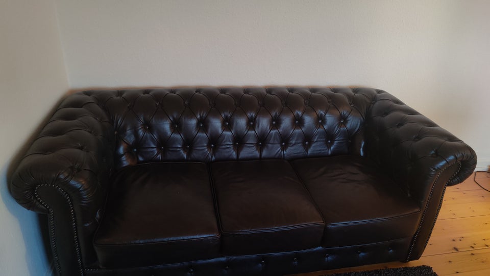 Sofa, Chesterfield