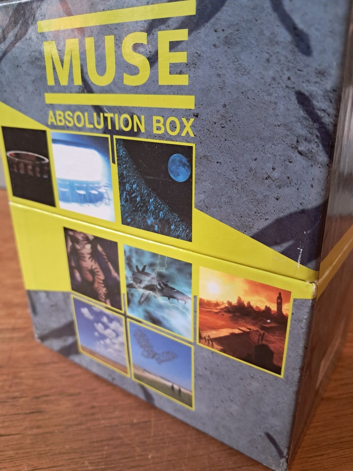 MUSE: Solgt.....Absolution box,