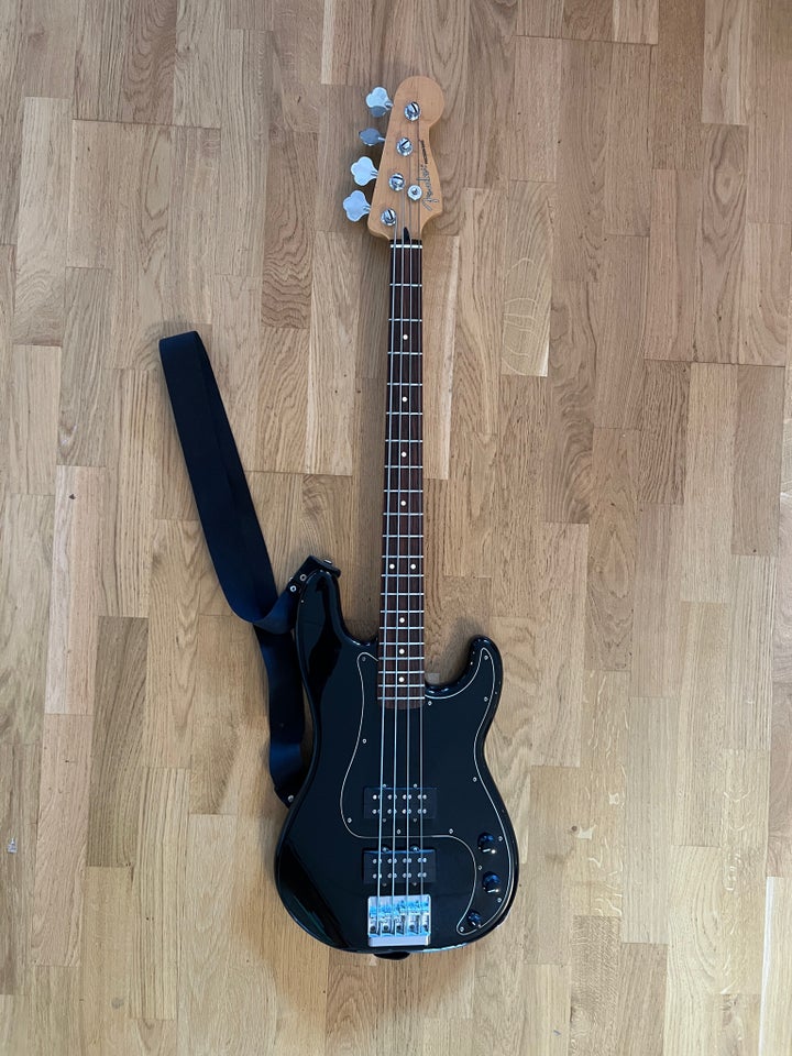 Elbas, Fender Blacktop P-Bass