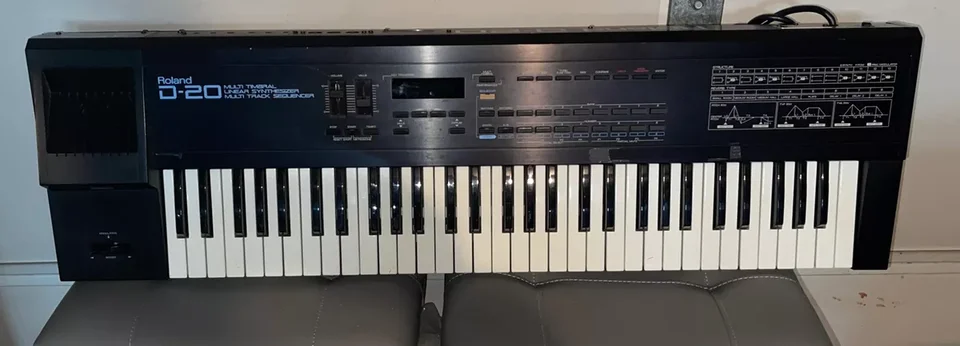 Synthesizer, Roland D20