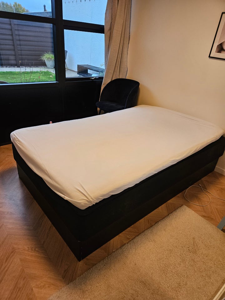 Enkeltseng, Fra Ikea , b: 120 l: 200