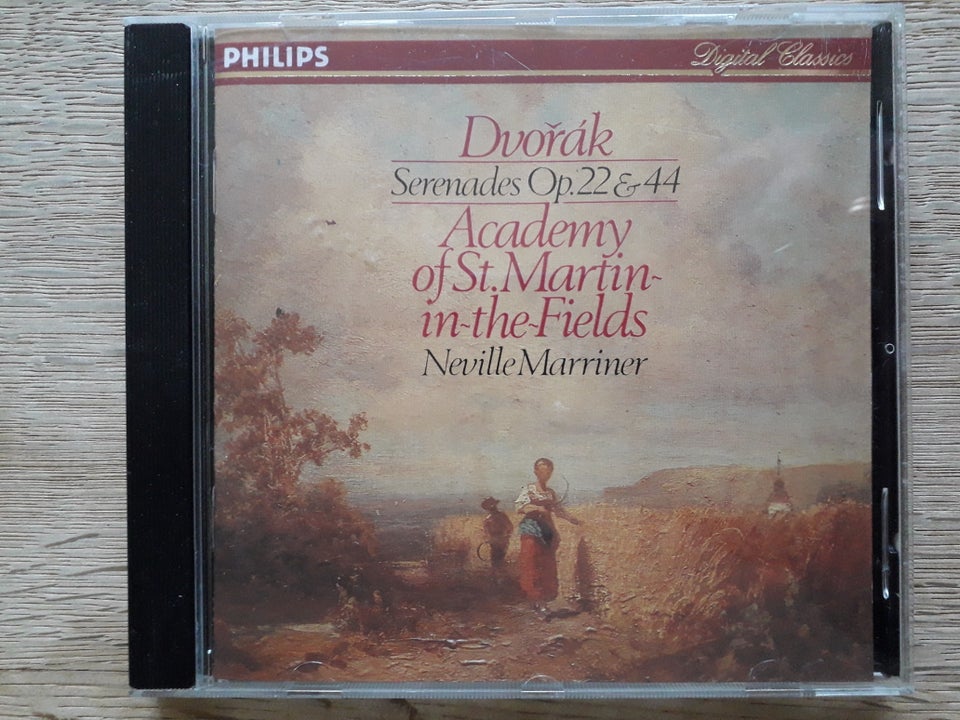 Dvorak: Serenades Op 22  44,