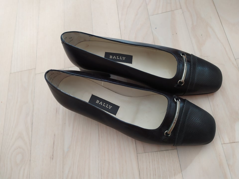 Loafers str 37 Bally