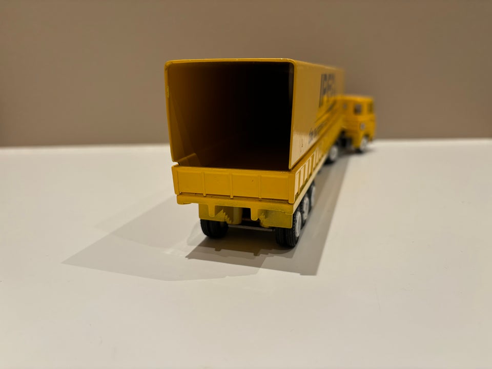 Modellastbil, Tekno NL Scania 141,