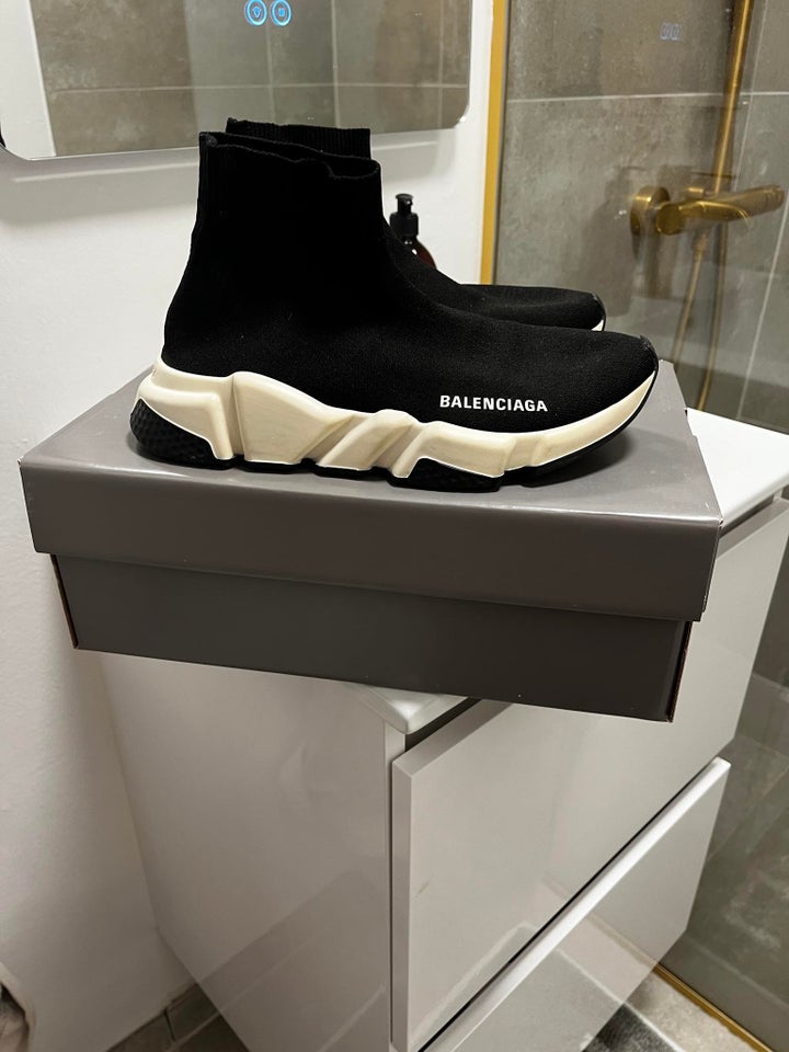 Sneakers, str. 37, Balenciaga