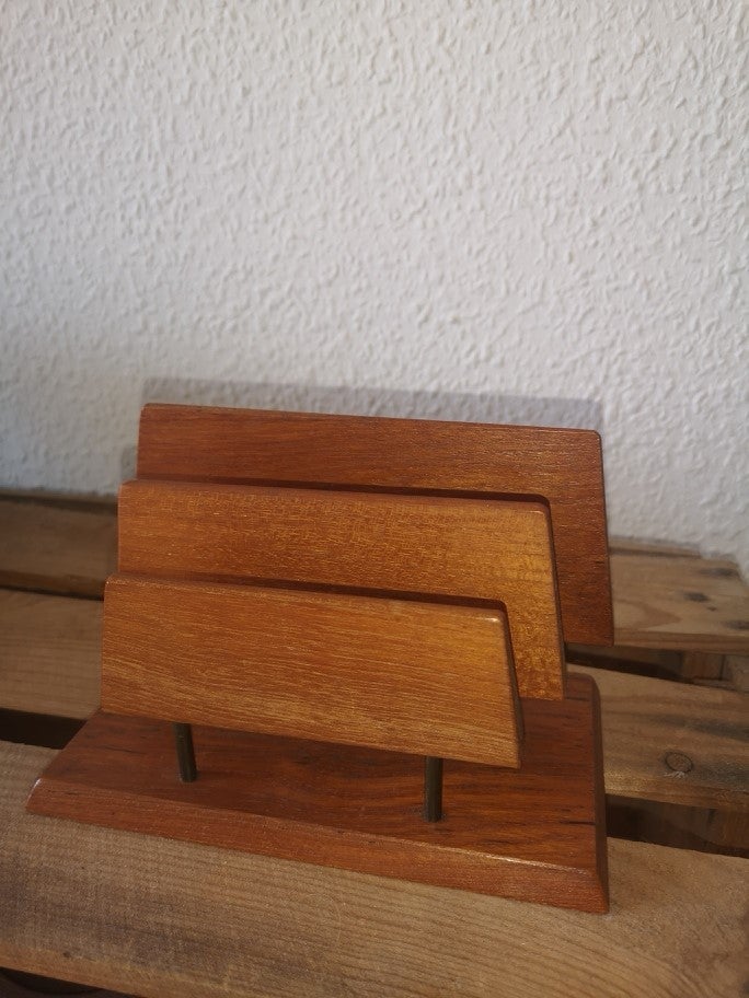 Gammel teak brevholder