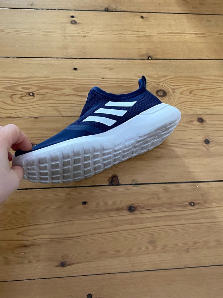 Andet, Adidas, str. 42