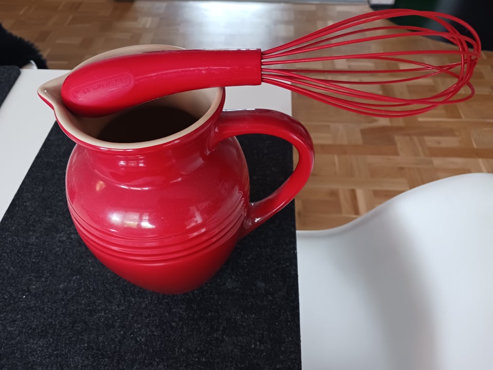 Stentøj Kande Le Creuset Cerise