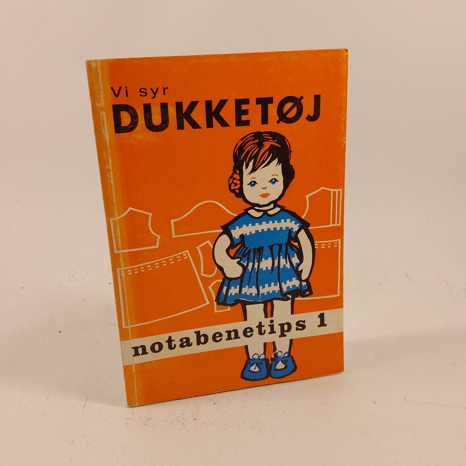 Vi syr dukketøj , Hannelore