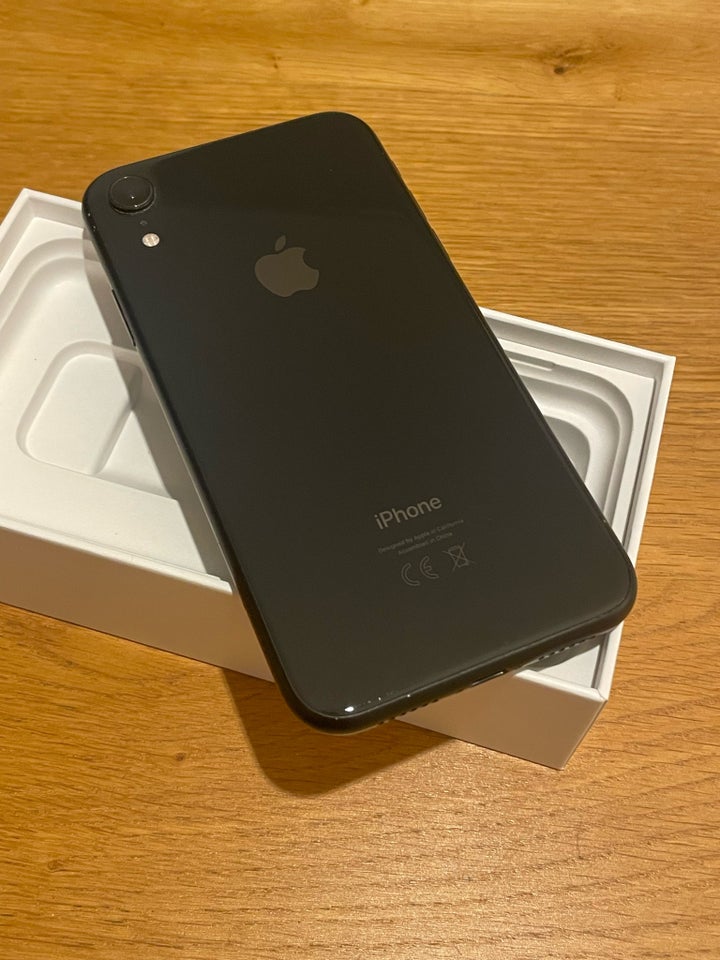 iPhone XR, 64 GB, sort