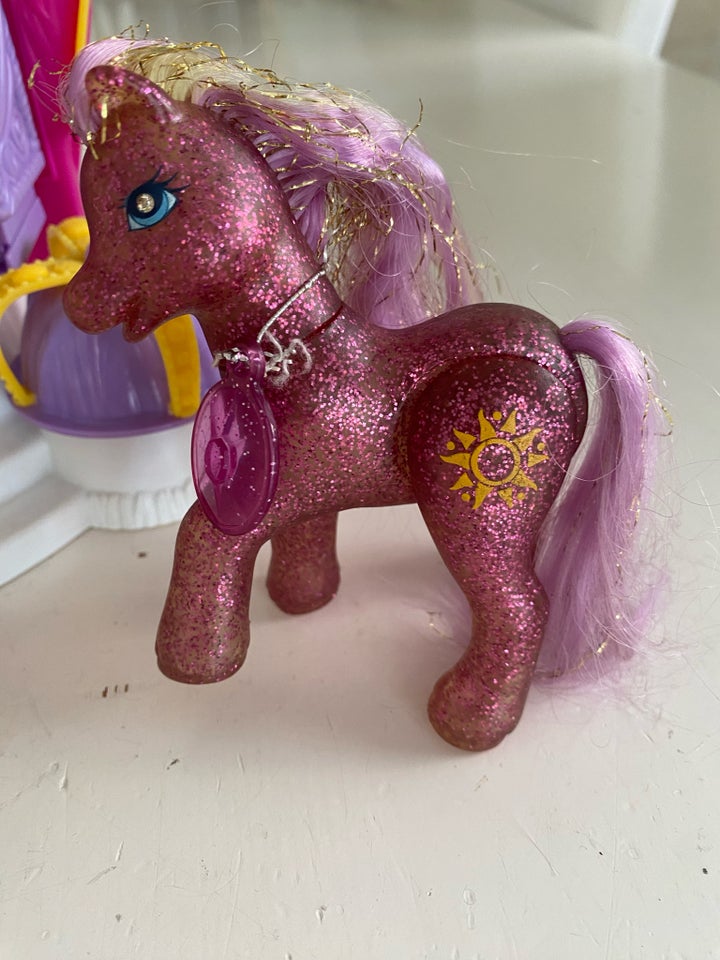 My Little Pony, Trone m/ hest ,