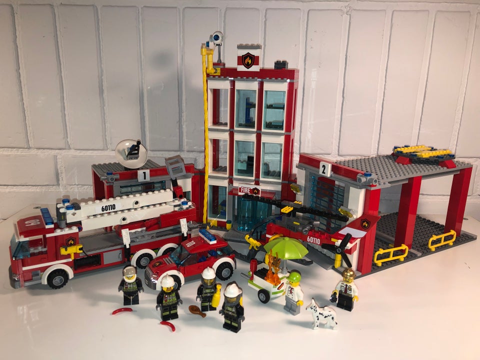 Lego City, LEGO 60110 Brandstation