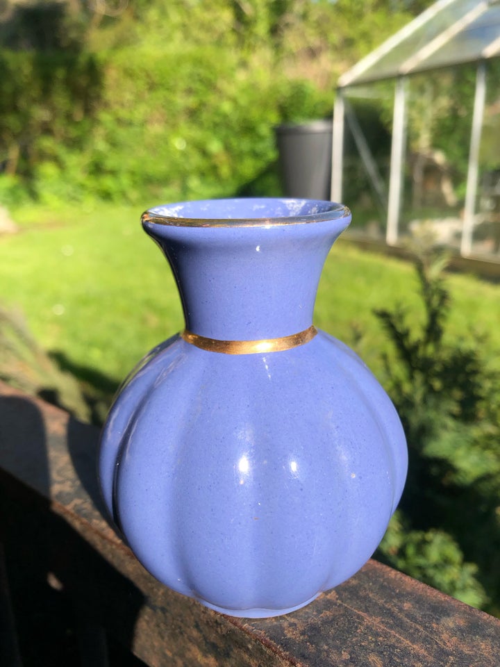 Smuk lille vintage Johgus vase 