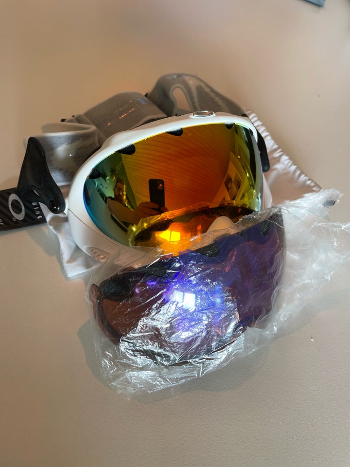 Skibriller, Oakley