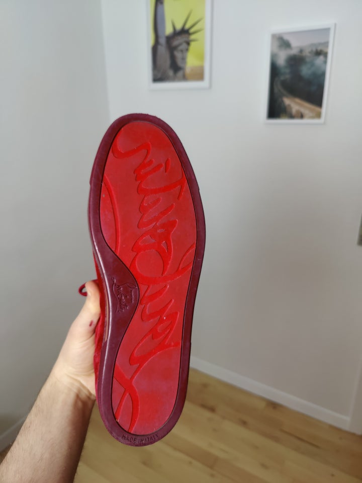 Fritidssko, Louboutin, str. 40