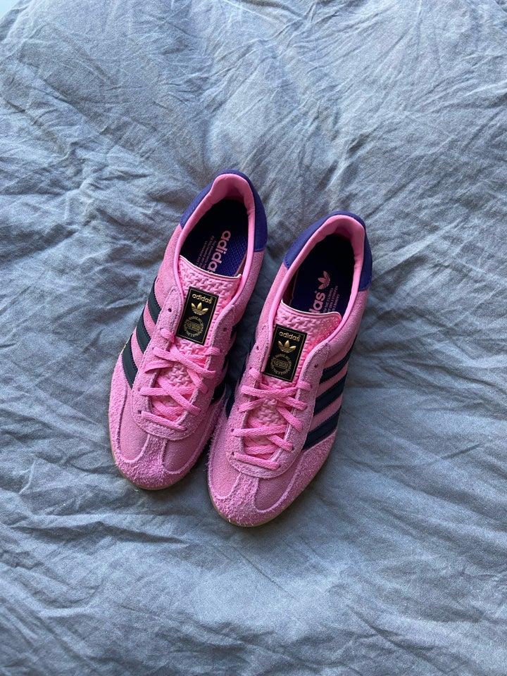 Sneakers, str. 40, Adidas