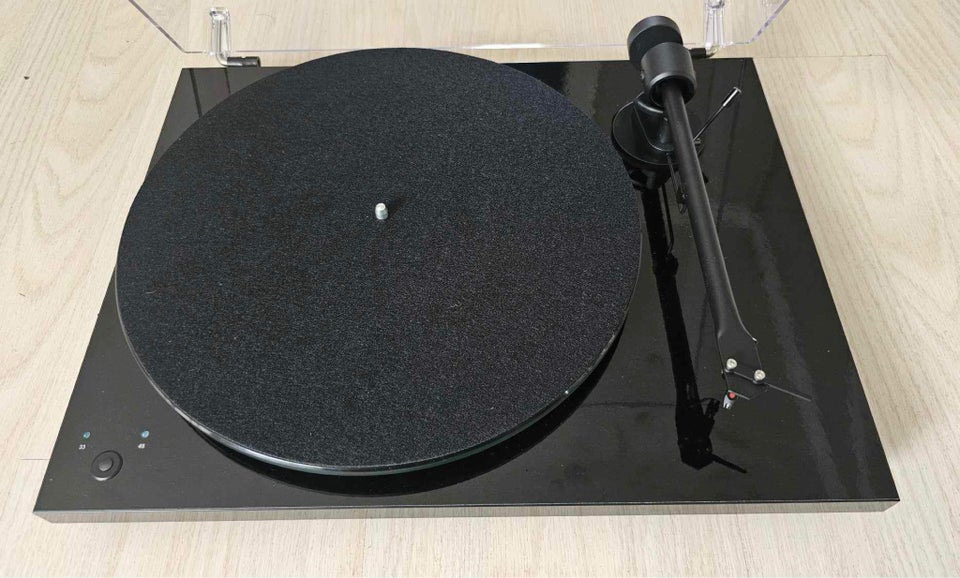 Pladespiller Pro-ject T1 phono