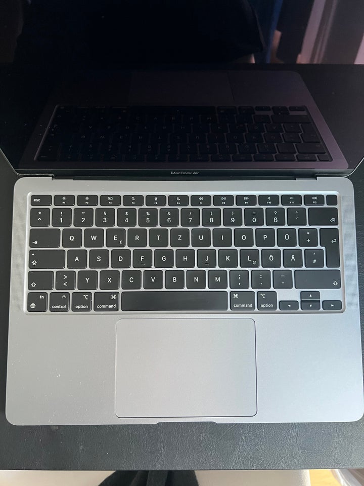 MacBook Air, MacBook Air 13 M1 8GB