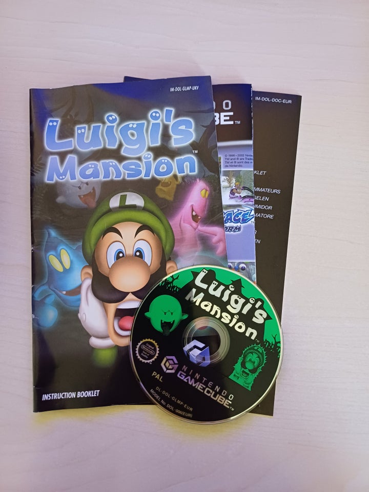 Luigi's Mansion Gamecube