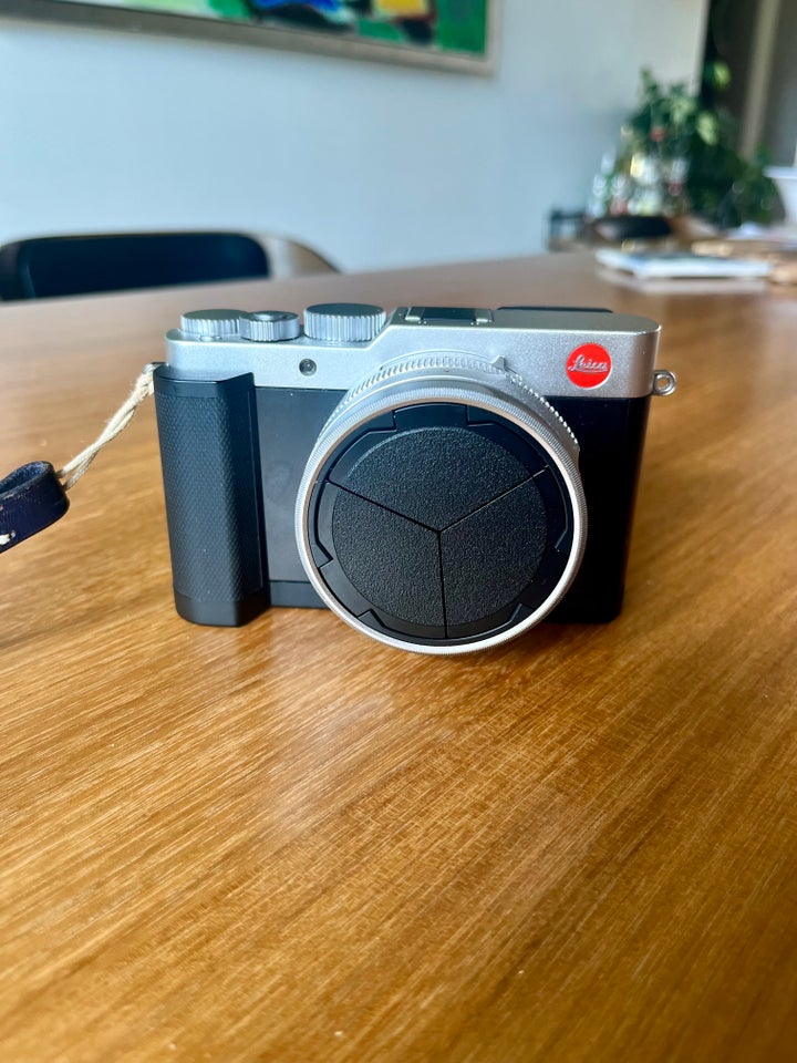 Leica D-Lux 7 170 megapixels