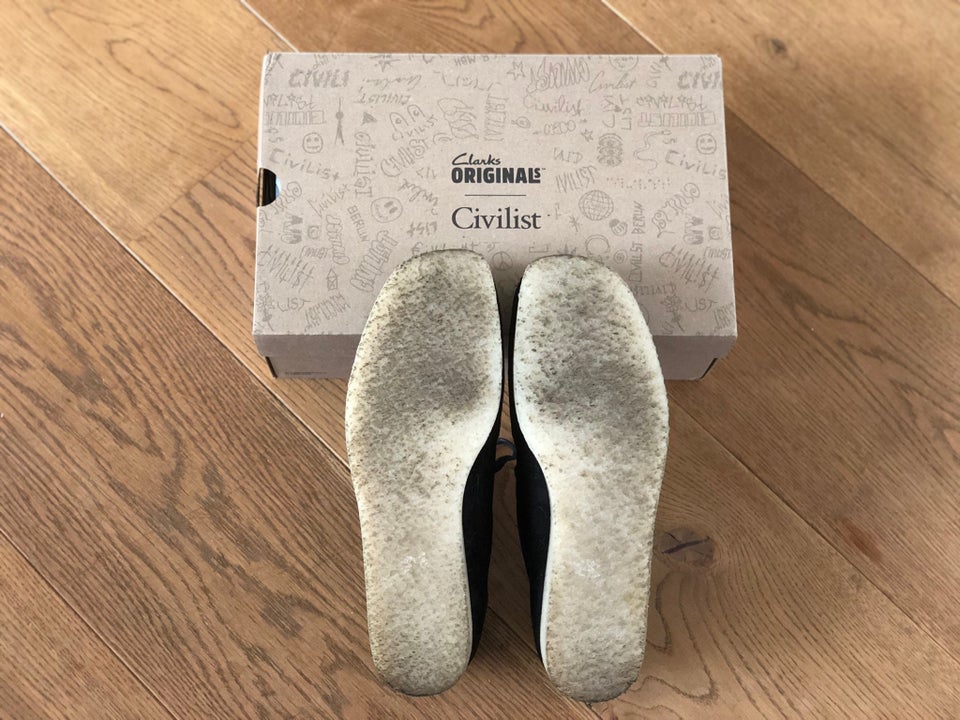 Herresko, Civilist x Clarks