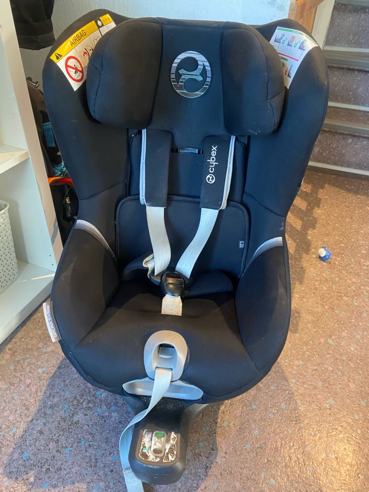 Isofix base op til 18 kg  Cybex