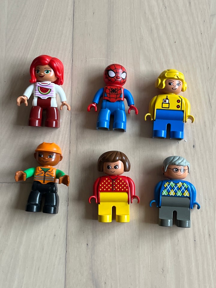 Lego Duplo, 26 LEGO DUPLO FIGURER + 3