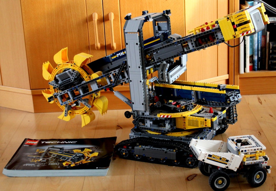 Lego Technic, 42055 Gravemaskine.