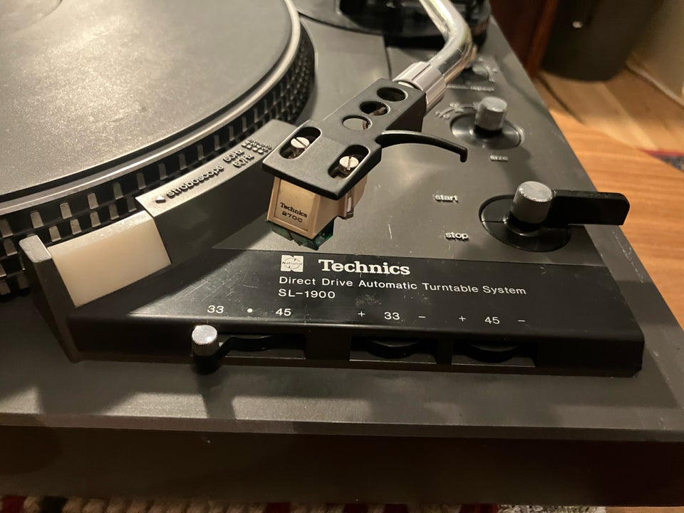 Pladespiller, Technics, SL-1900