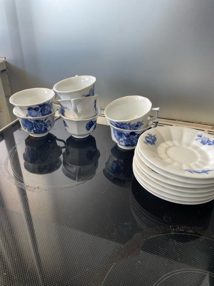 Porcelæn 7 kaffekopper og 7